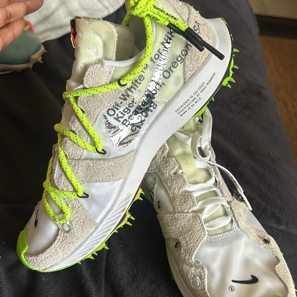 Off-white Kiger - Picture 2 of 4